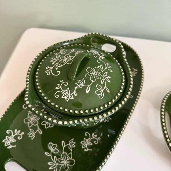Temp-tations Green Floral Lace 4-Piece Serving Set Casserole & Platters - Picture 5 of 13